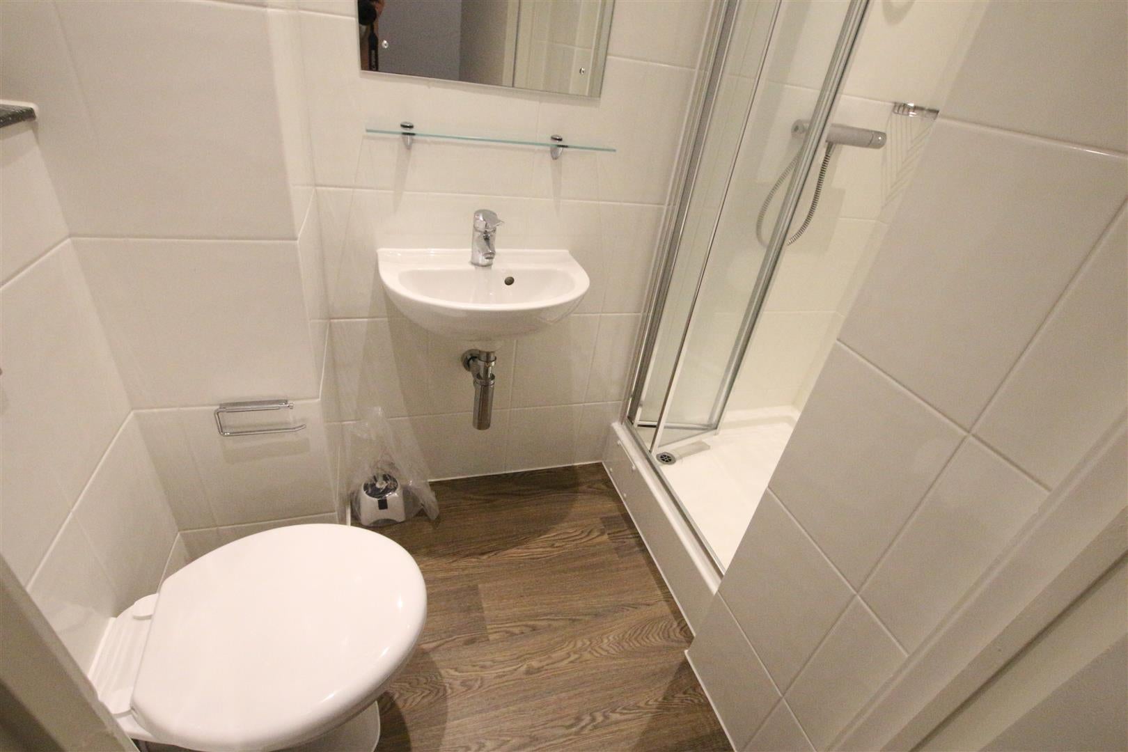 Room Dychurch Lane in Northampton