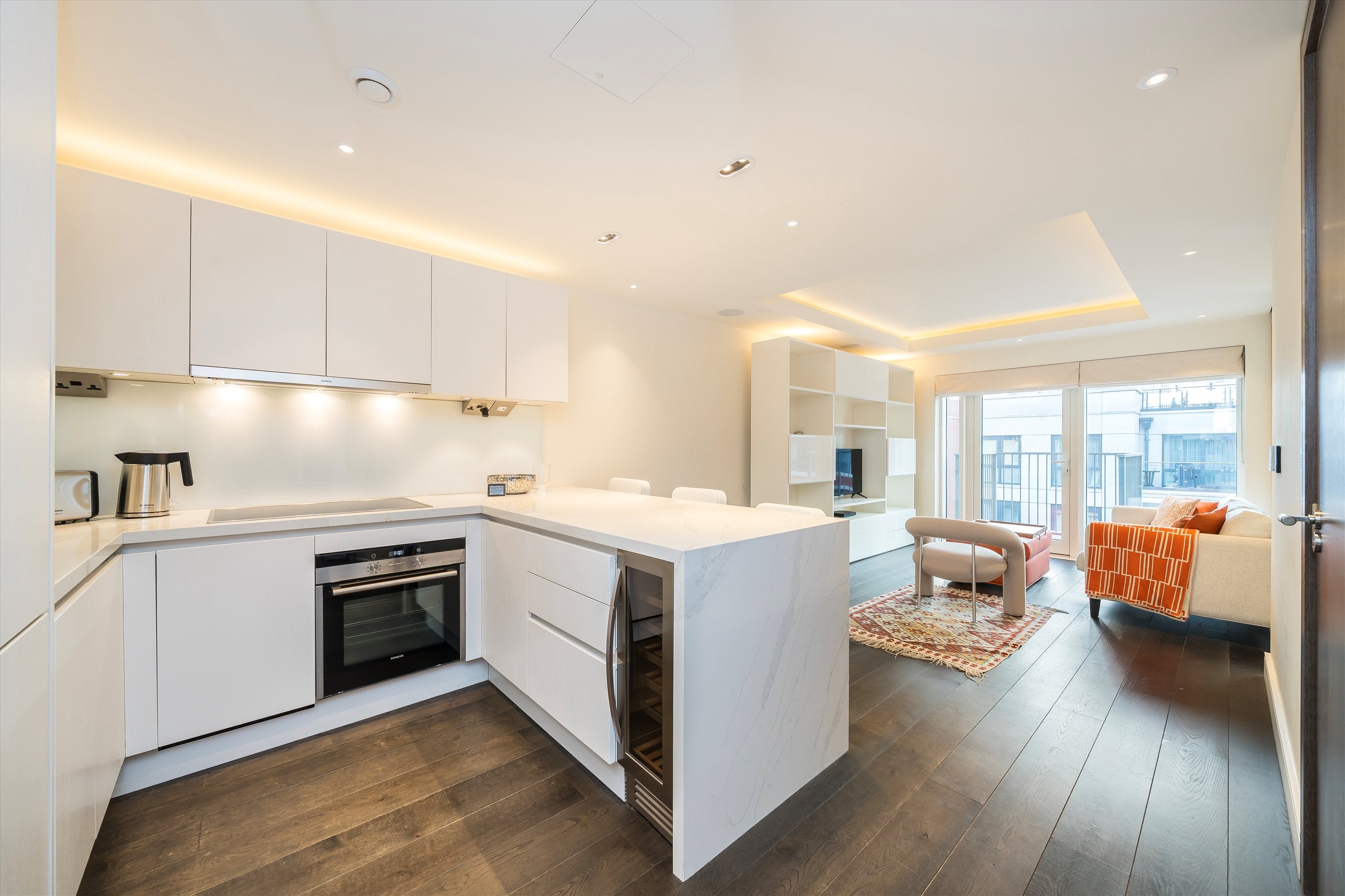 Flat Park Street in Greater London