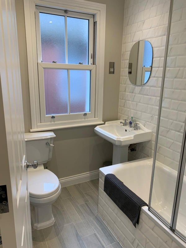 Room Tynemouth Road in Greater London