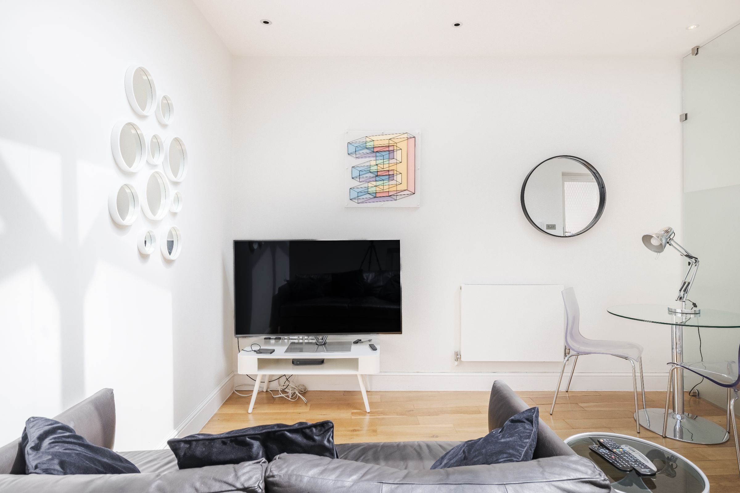 Flat Ongar Road in Greater London