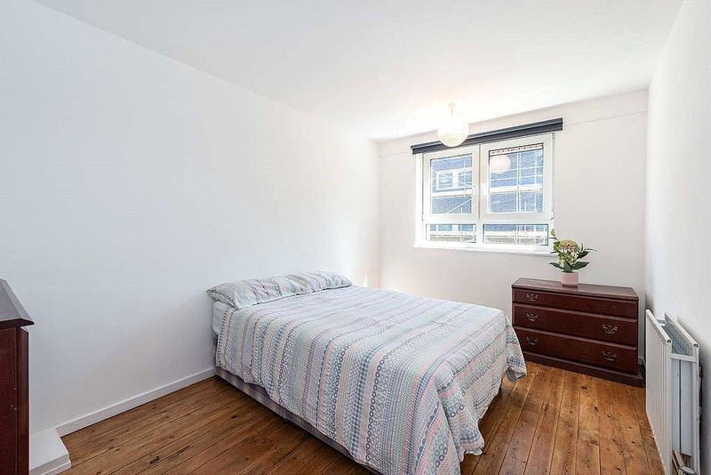 Room Alderney Road in Greater London