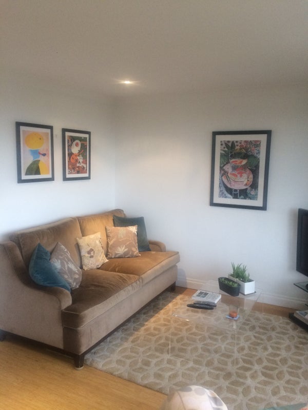 Room Lansdowne Close in Greater London