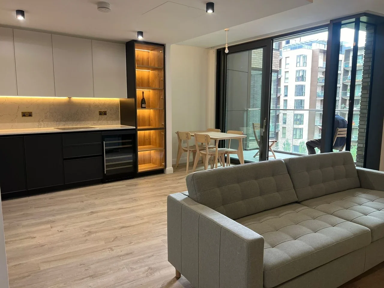Flat Dingley Road in Greater London