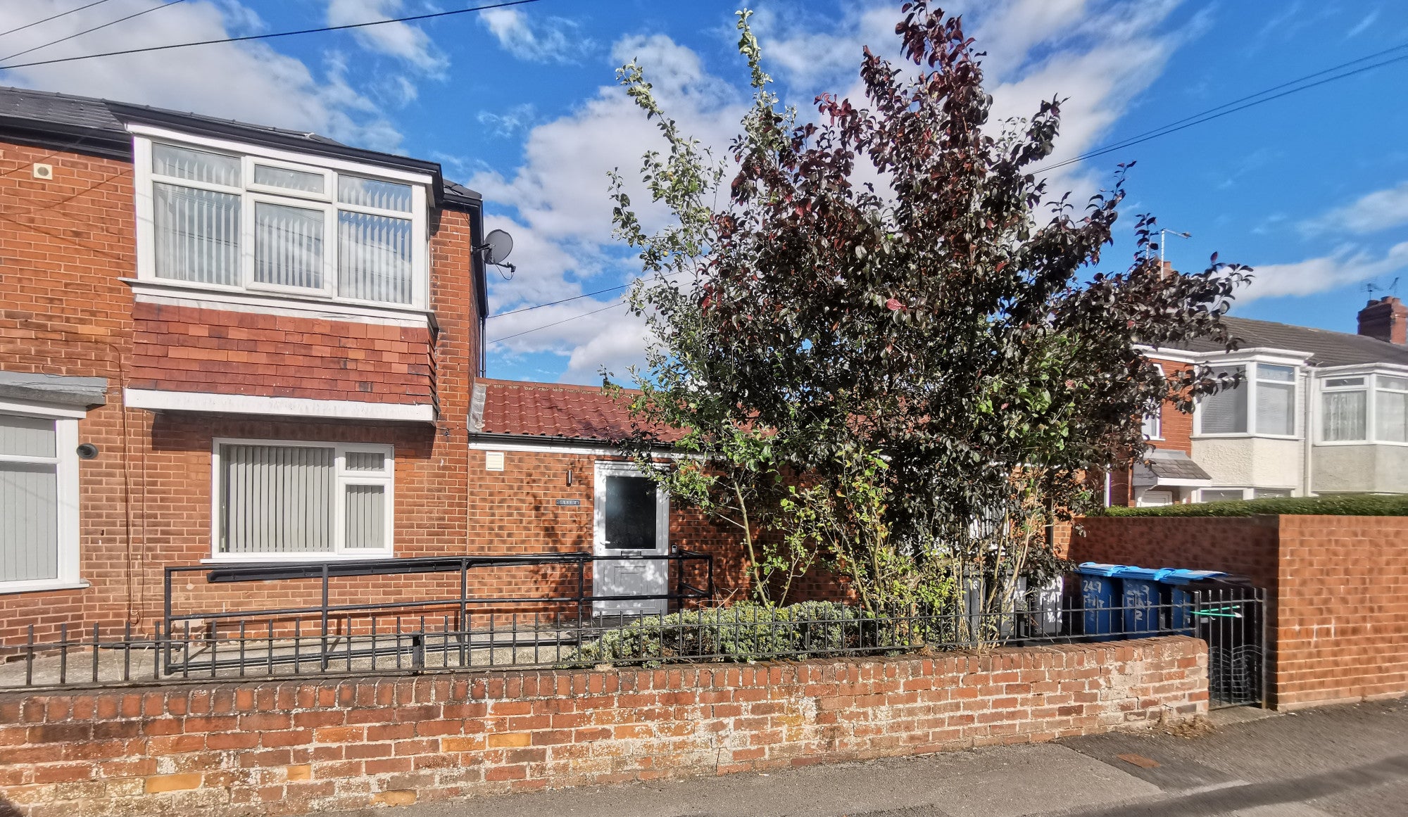 Flat Willerby Road in Hull