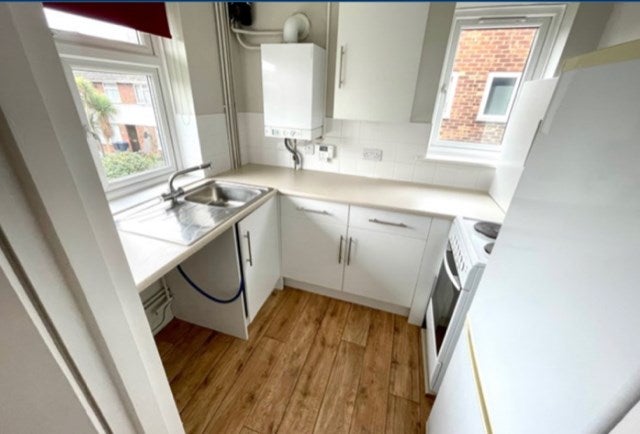 Flat Highdown Avenue in Worthing