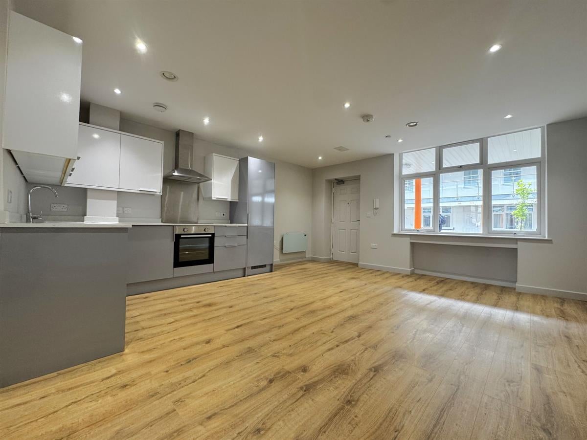 Flat Calverley Street in Tunbridge Wells