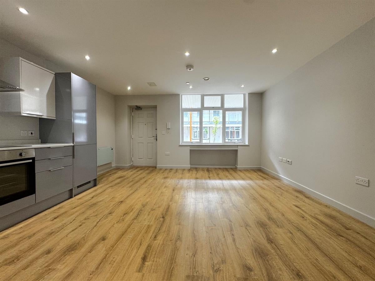 Flat Calverley Street in Tunbridge Wells