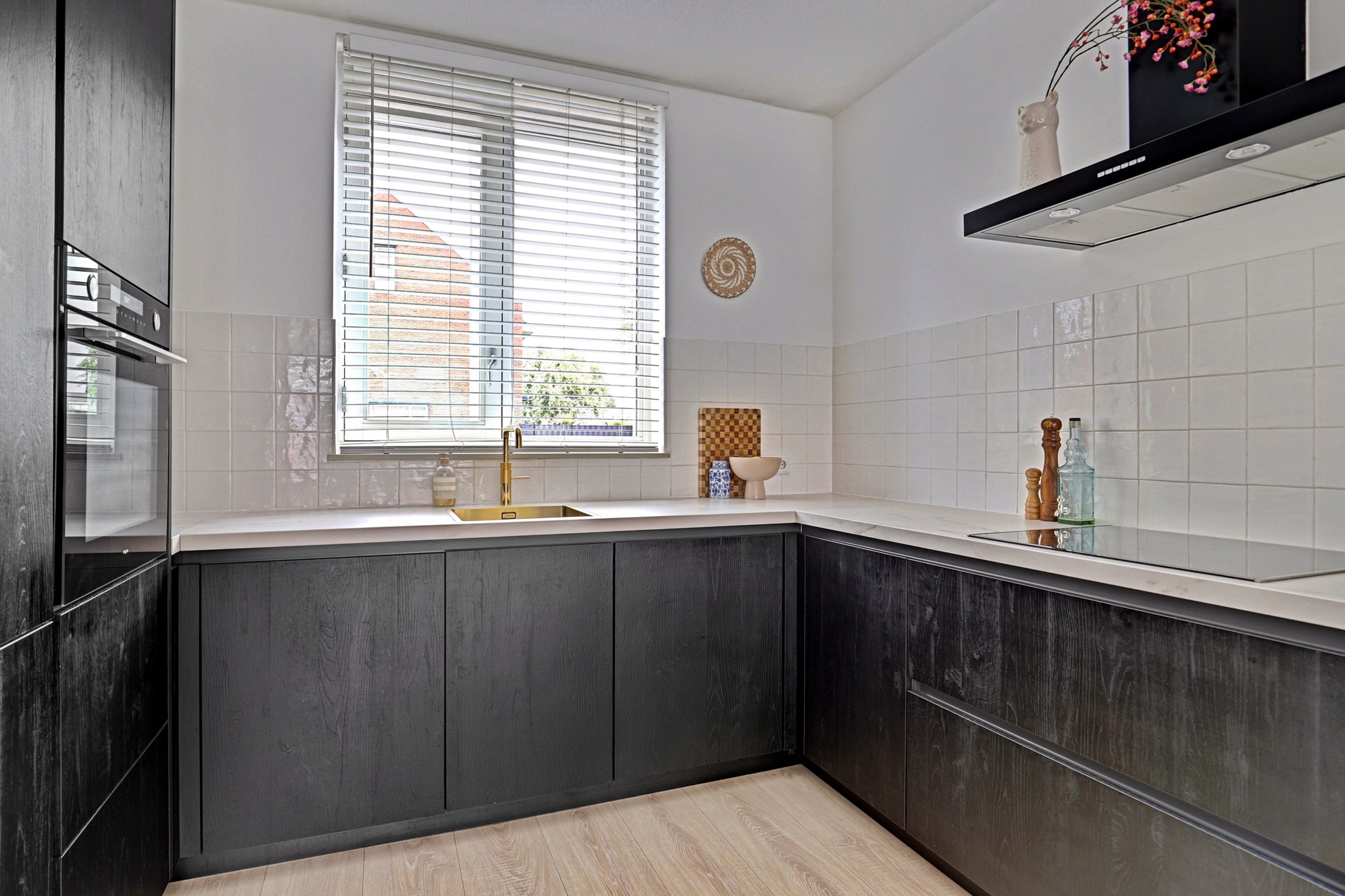 Tussenwoning te koop: Mispelgaarde 16, Hendrik-Ido-Ambacht