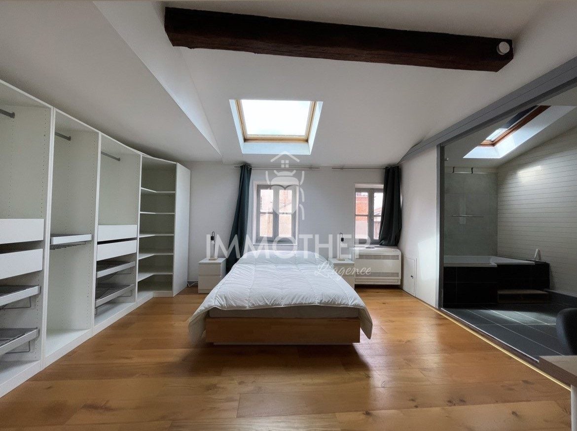 Chambre Grande Rue à Grenoble