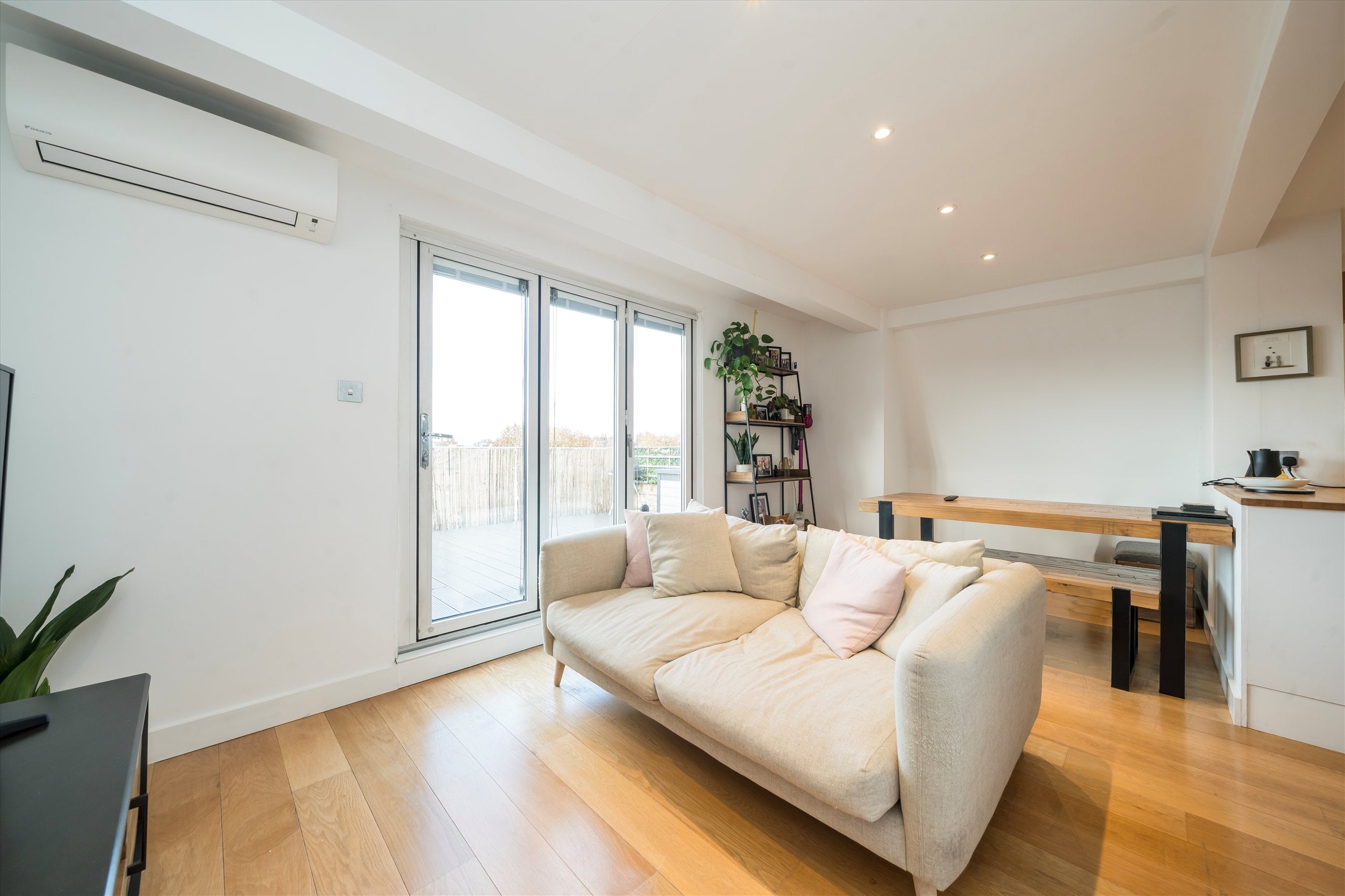 Flat Hammersmith Grove in Greater London