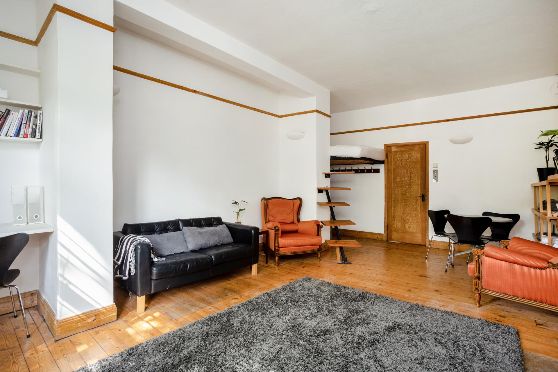 Flat Clapham Common North Side in Greater London