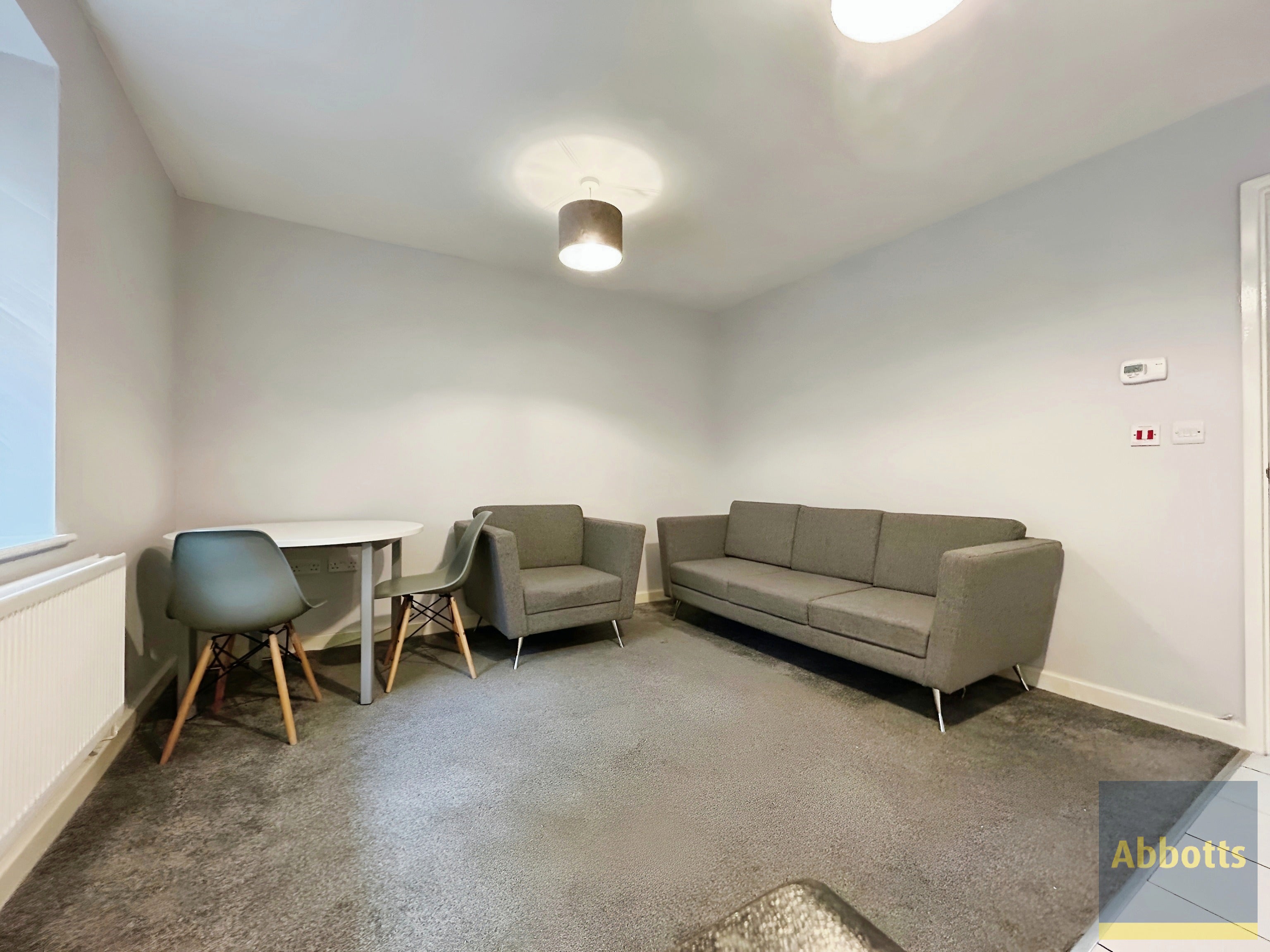 Flat Faraday Road in Maidstone