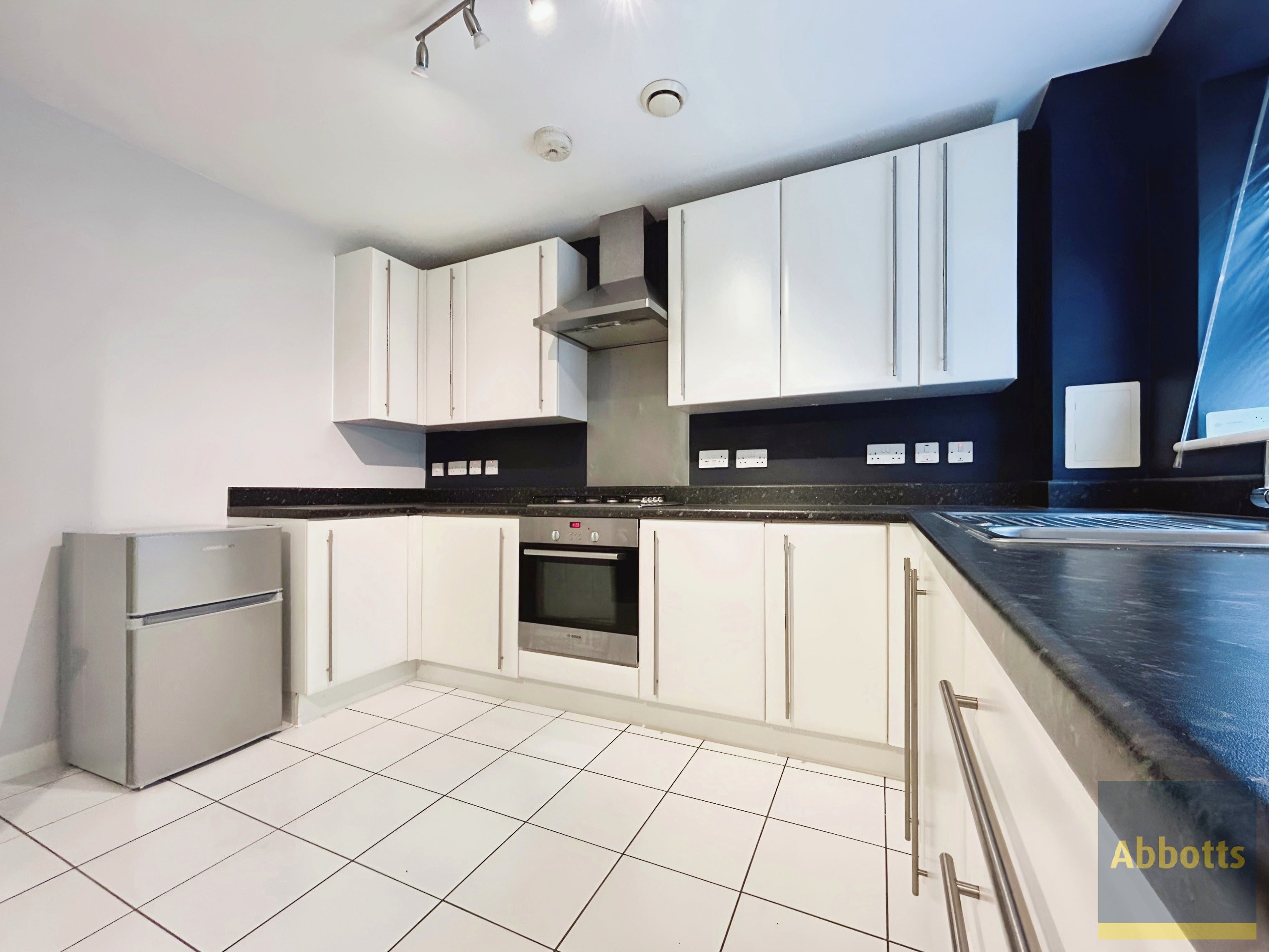Flat Faraday Road in Maidstone
