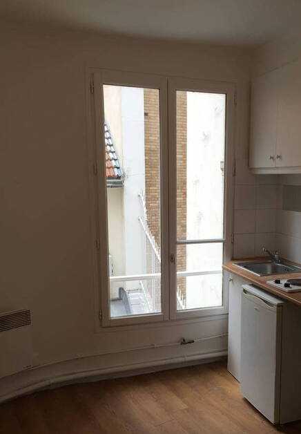 Room Rue de Lévis in Paris