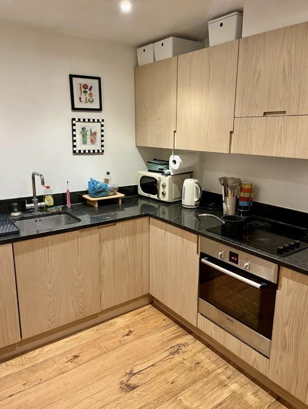 Room Coleman Fields in Greater London