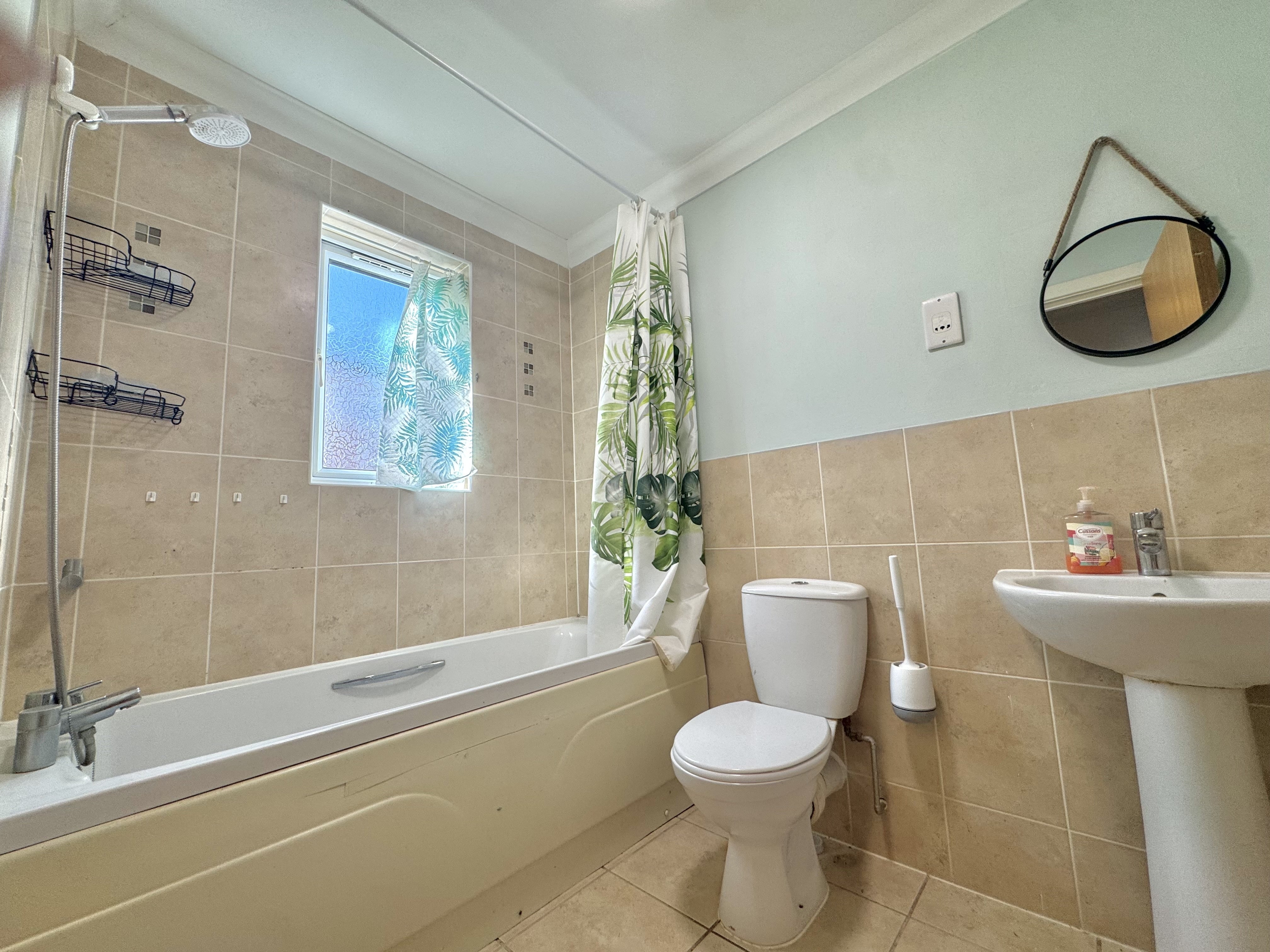 Flat Inkerman Road in Southampton