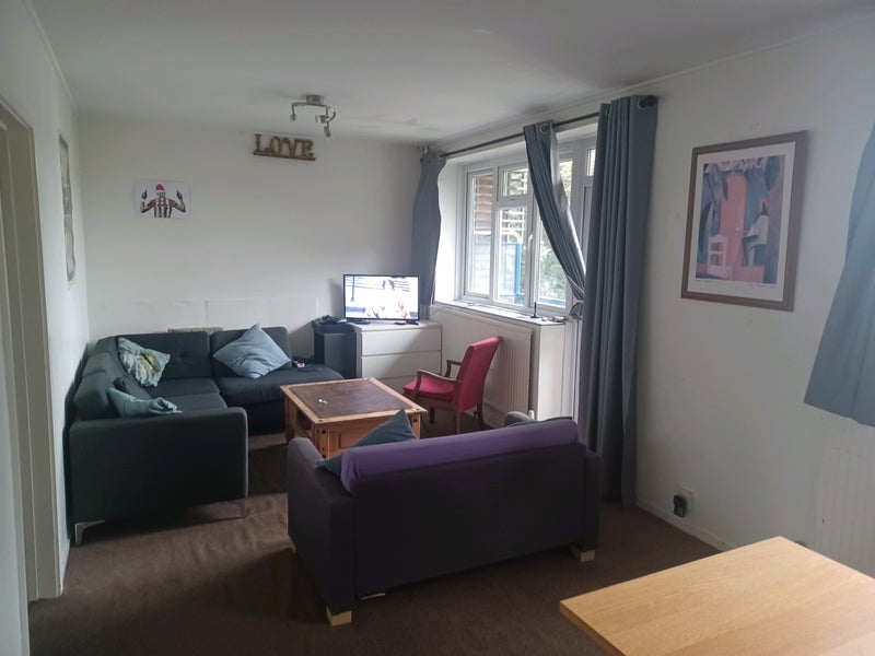 Room Trelawney Estate in Greater London