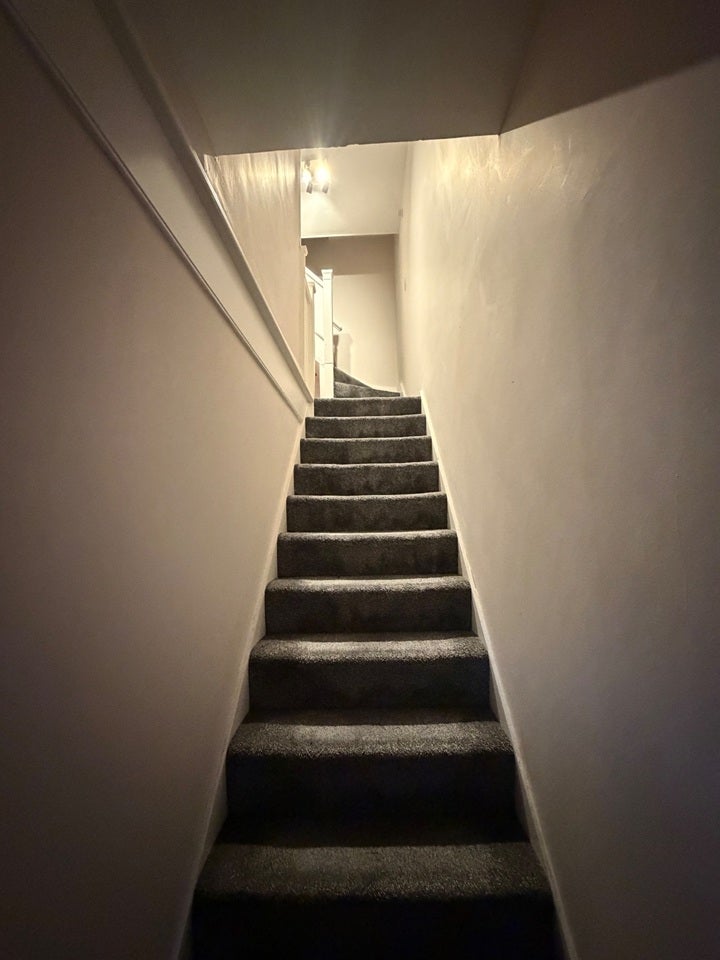 Flat Court Close in High Wycombe