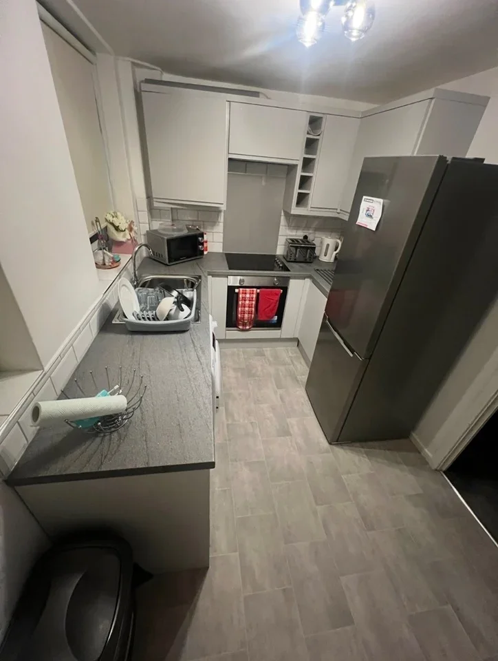Flat Court Close in High Wycombe