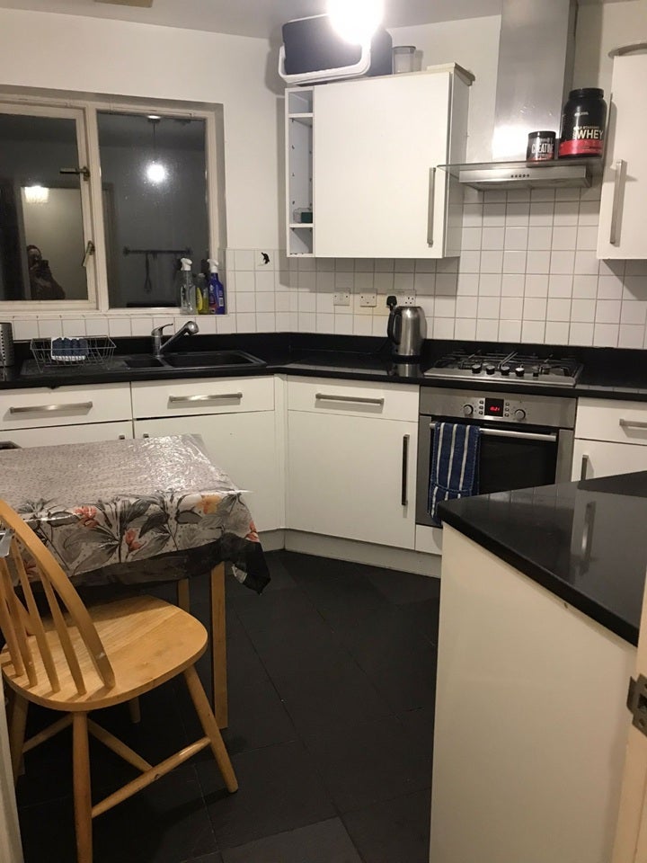 Room Myddleton Avenue in Greater London