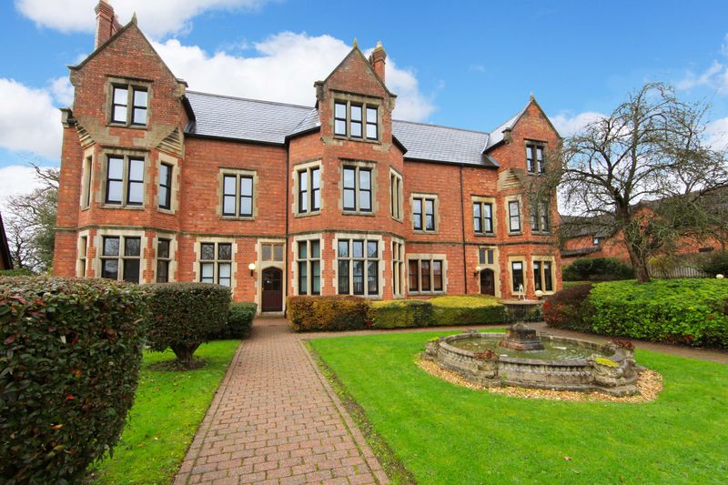 Flat Rectory Drive in South Staffordshire
