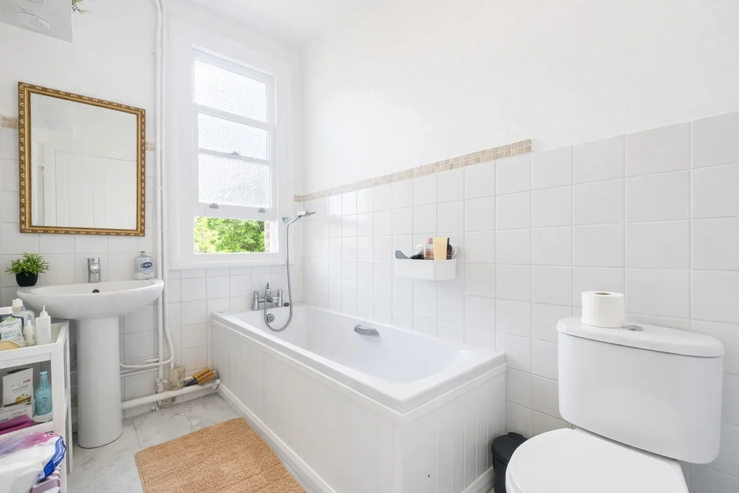 Room Canning Road in Greater London