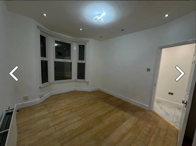 Room Belgrave Road in Greater London