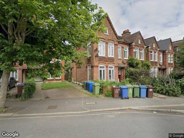 Flat Croxted Road in Greater London