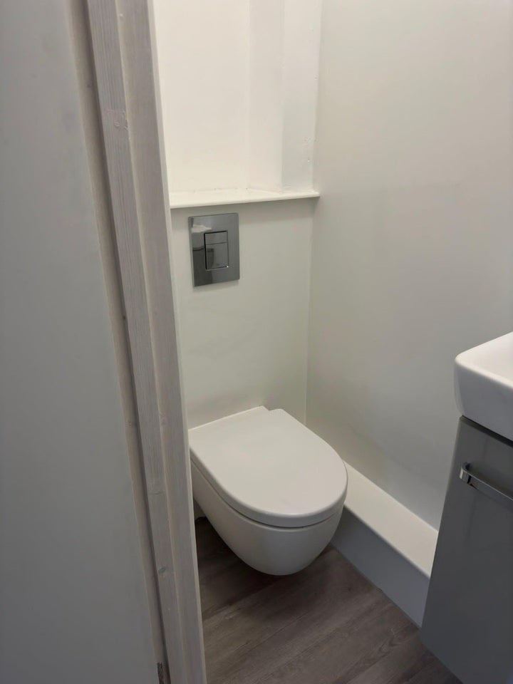 Flat Croxted Road in Greater London
