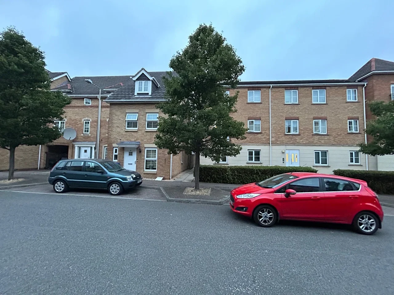 Flat Windermere Avenue in Purfleet-on-Thames