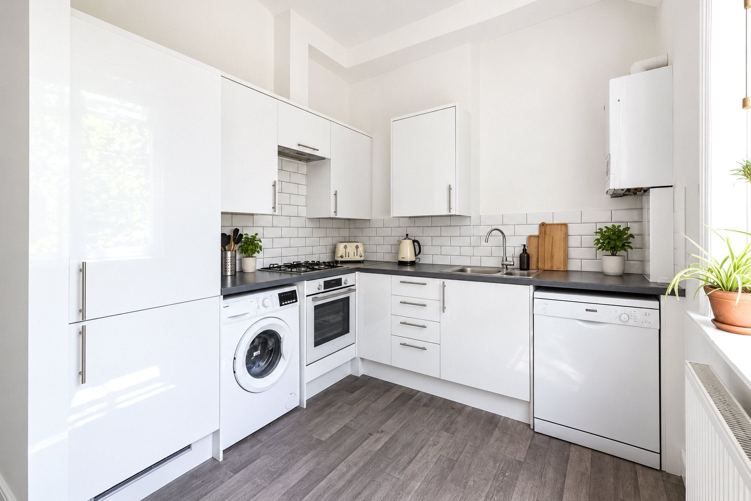 Flat Gwendolen Avenue in Greater London