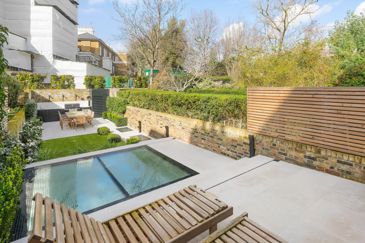 House Priory Walk in Greater London