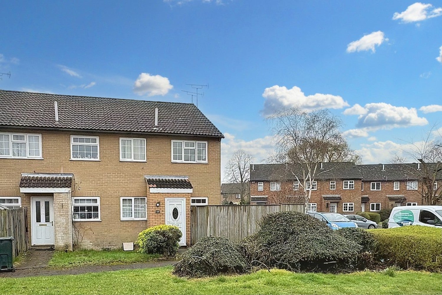 House Manorfield in Ashford