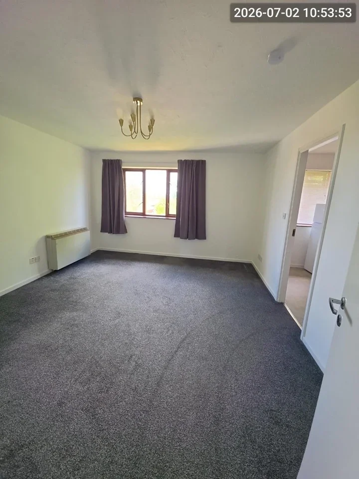 Flat Saint James Lane in Dartford