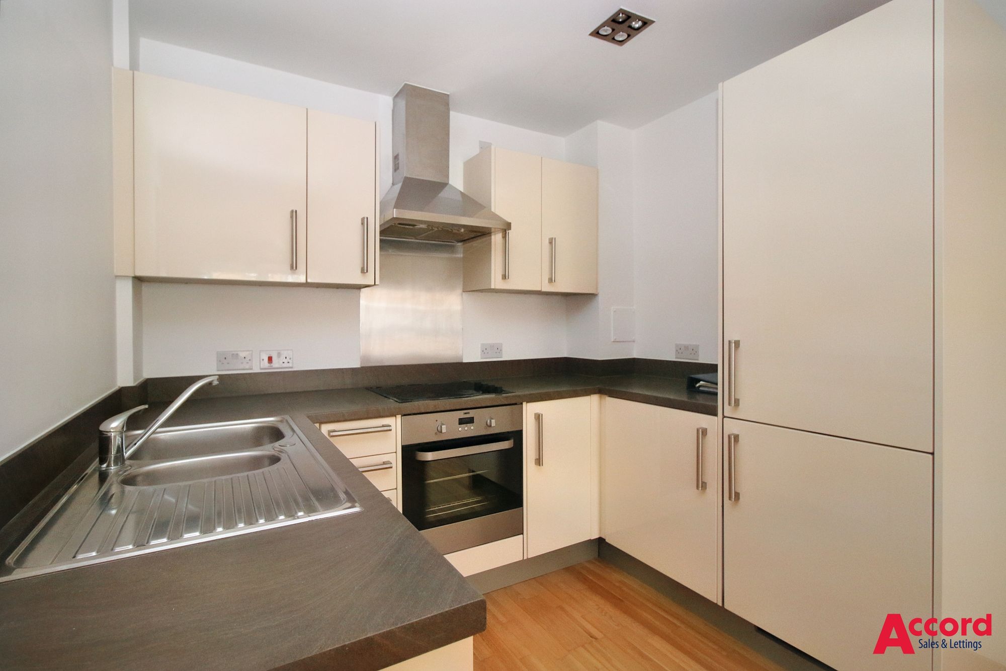 Flat Cherrydown East in Basildon