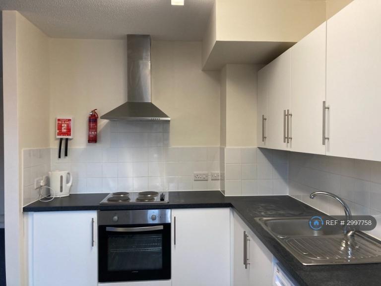 Flat Aldwick Road in Arun