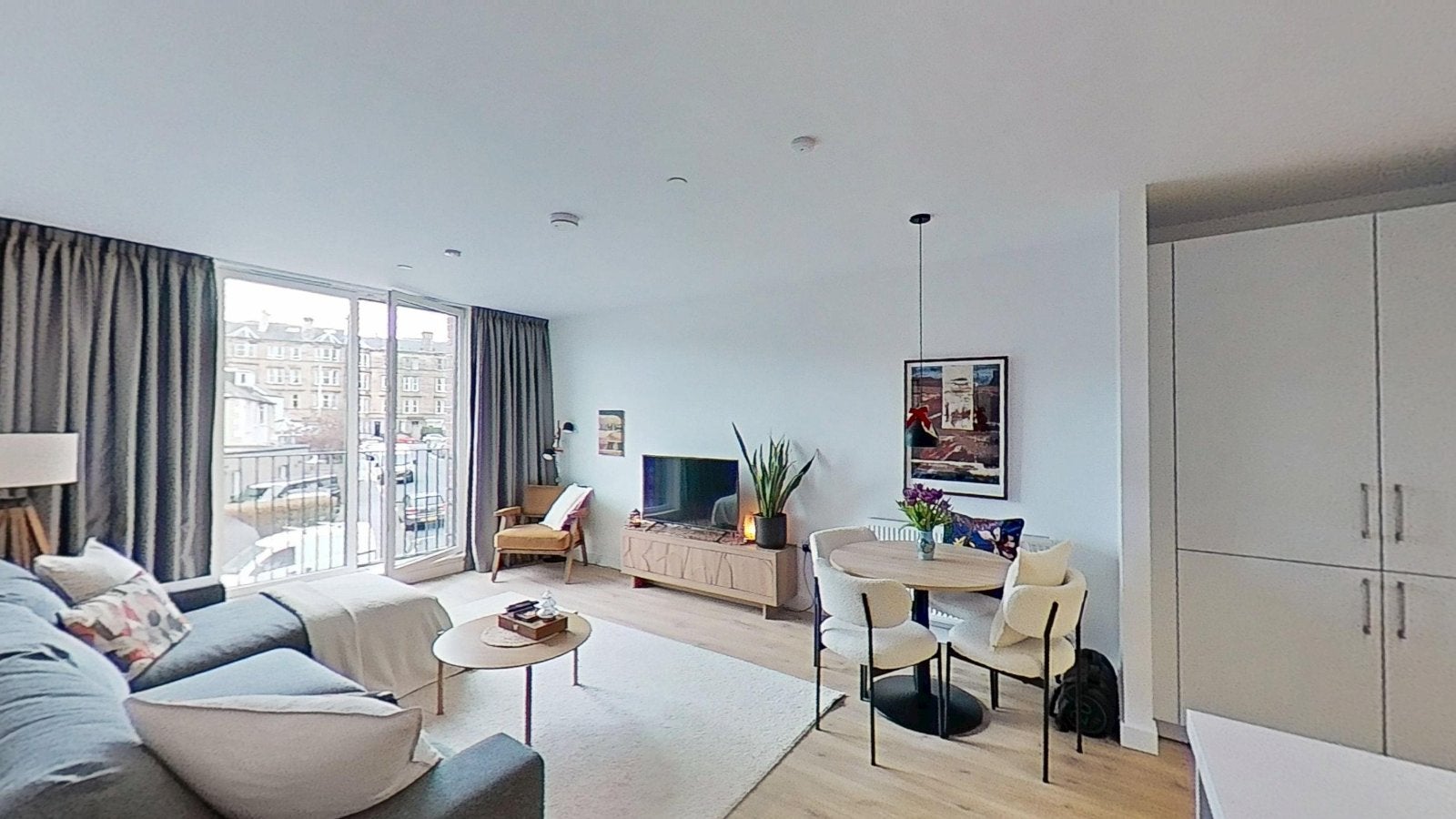 Flat Temple Park Crescent in City of Edinburgh