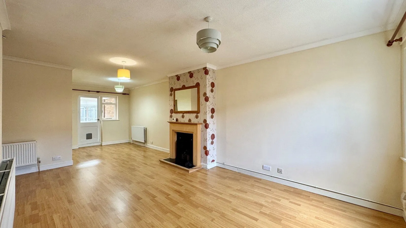 House Sandown Way in Greenham