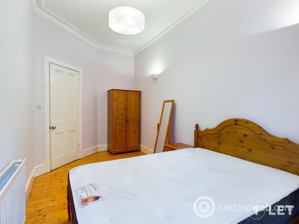 Flat Roseburn Place in City of Edinburgh