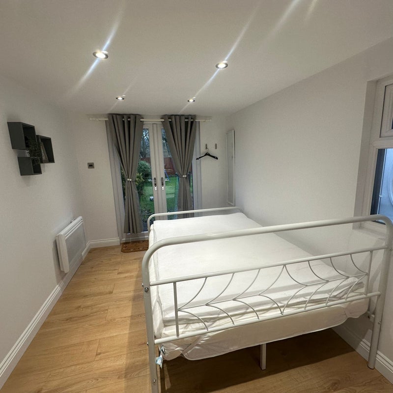 Room Hickings Lane in Nottingham