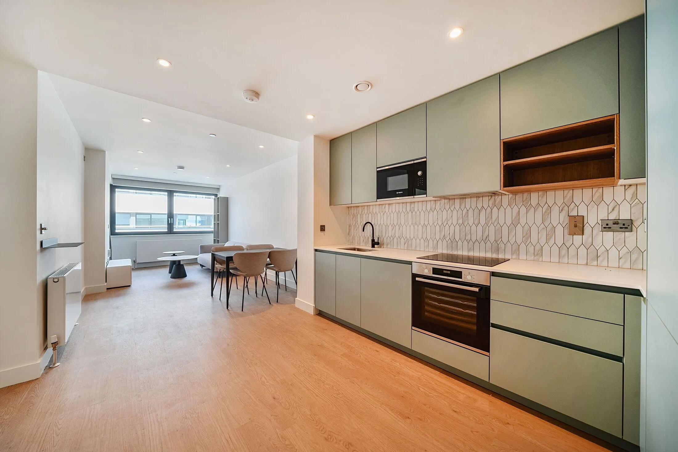 Flat Wrottesley Road in Greater London