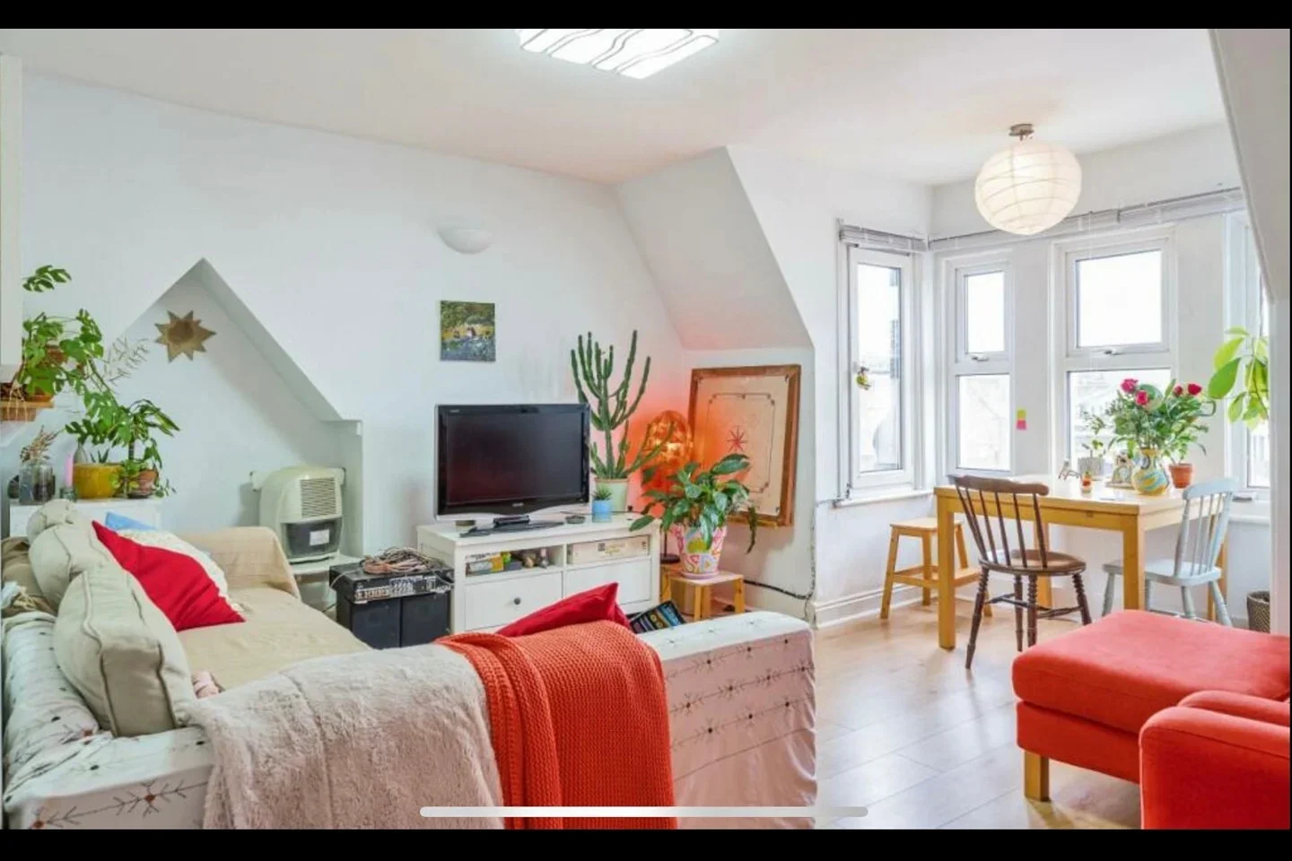 Flat Camberwell Road in Greater London
