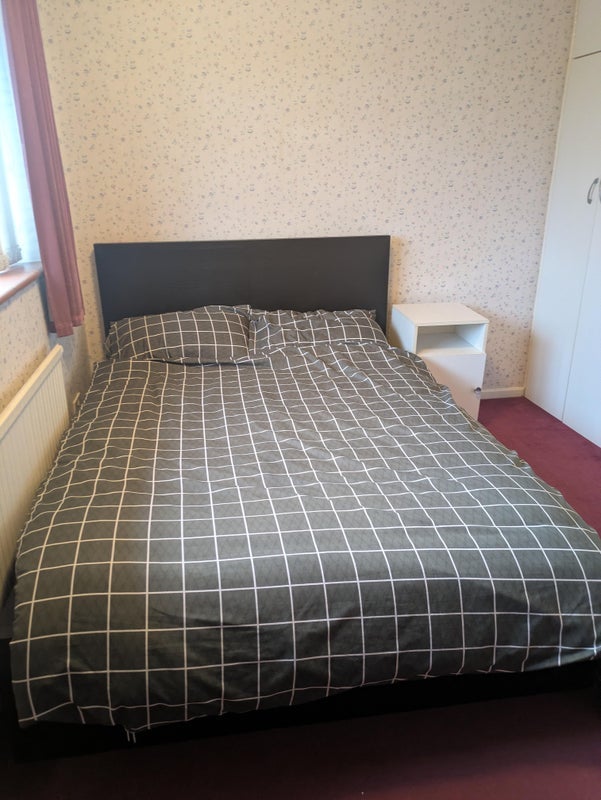 Room York Road in Crawley