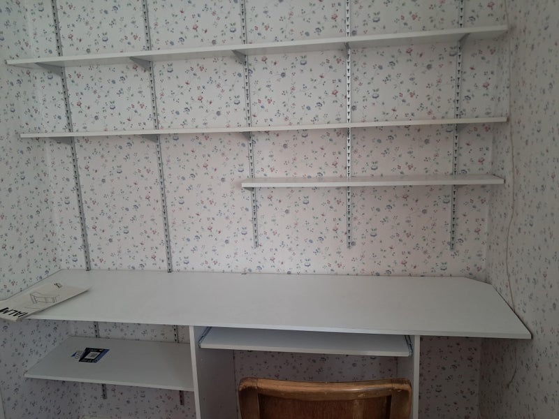 Room York Road in Crawley