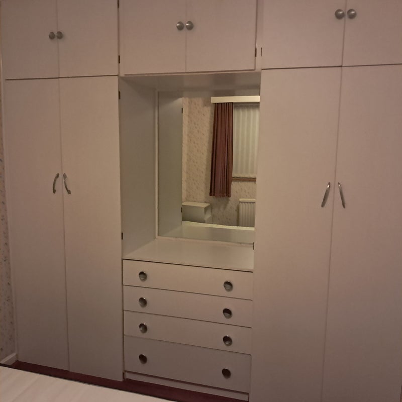 Room York Road in Crawley