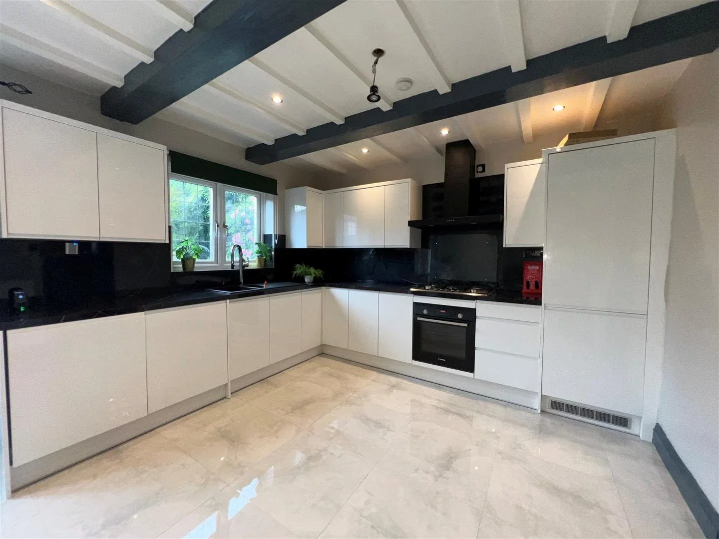 House Lansdowne Road in Greater London