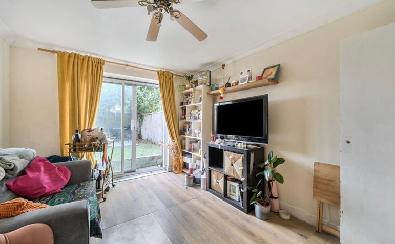 Flat South Norwood Hill in Greater London