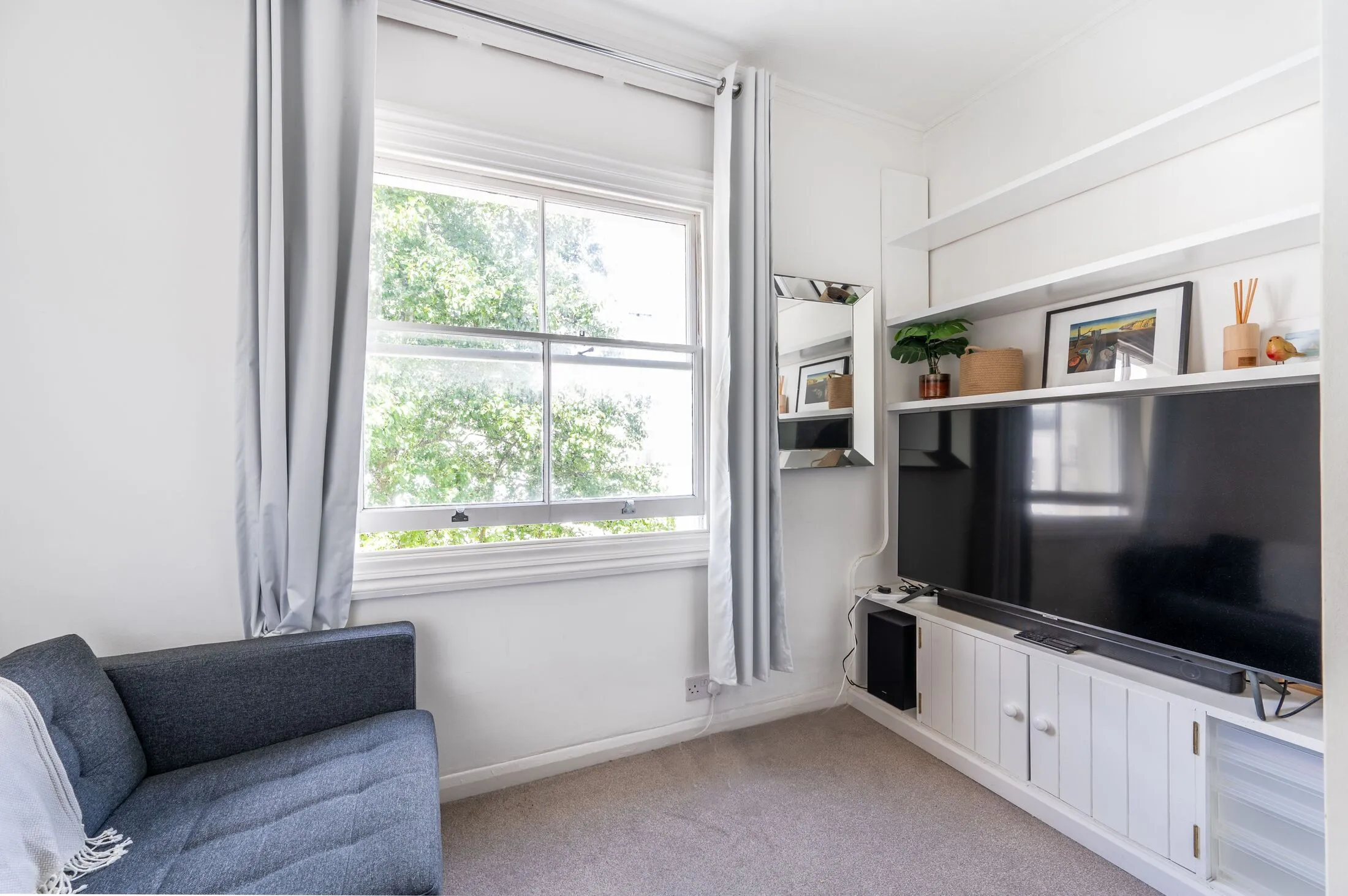 Flat Colville Square in Greater London