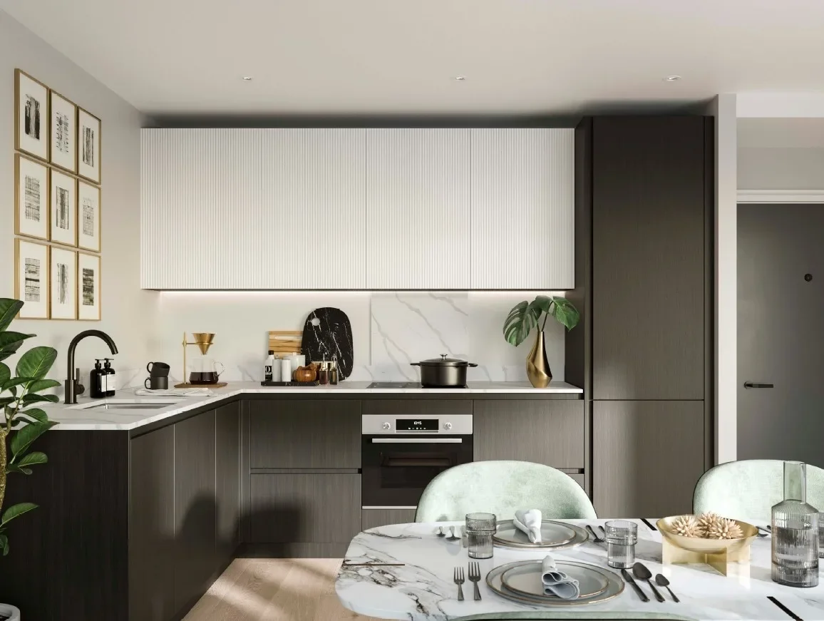 Flat Bollo Lane in Greater London