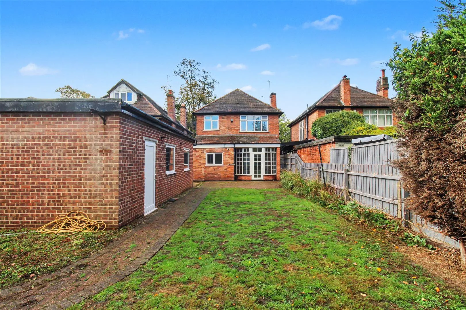 House Wollaton Road in Nottingham